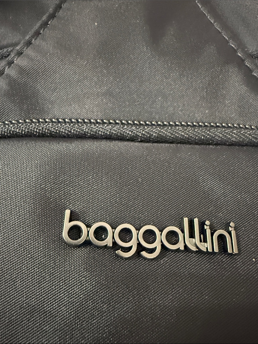 Baggallini unisex Sling Crossbody Belt Bag
Black ..Central Park sling .. nwt - Picture 2 of 6